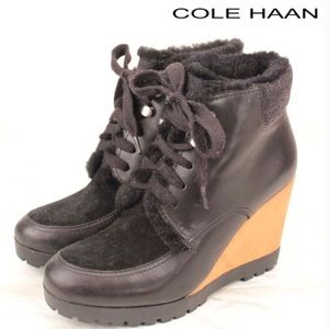 COLE HAAN ANKLE BOOTS SHEARLING